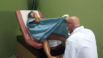 Doctor Makes Patient Cum in Exam Room Cam 2 Close-up Regular
