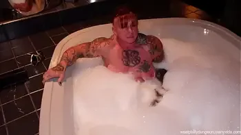 Bodybuilder Space Odyssey Behind the Scenes