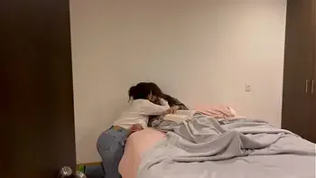 Tengo sexo duro con la vecina