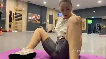 To flash tits in public is my favourite. Sporty girl in gym shows her nipples.