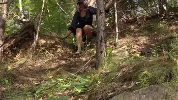 Gorgeous butt upskirt without panties outdoors. Voyeur spying on a MILF in a public park. Amateur fetish. PAWG behind the scenes.