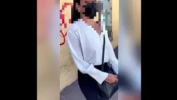 Sexo por DINERO! Le ofrezco DINERO a SEÑORA Mexicana Sumisa que Estaba Esperando su Camión para Irse a Trabajar! Le Doy Dinero para que me la CHUPE en la CALLE y no Vaya a Trabajar! PARTE #2