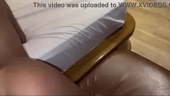 Compartilhando minha esposa com estranho e deixei fuder a novinha no pelo