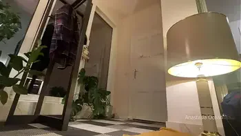 Fuck my towel falls of twice front of the delivery man.