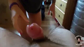 Cute teen gets warm creampie in pussy after big dick ridding