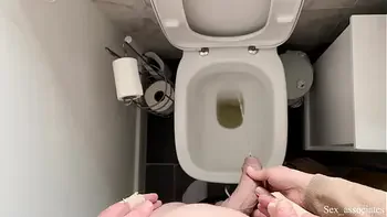 Arab Step Mom Helps Son With Broken Arms