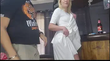 My stepsister spreading her legs so she can be fild with cock