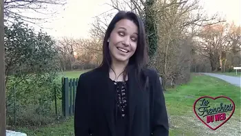 Mélia, 25ans, a très envie de s'amuser avec notre lascar