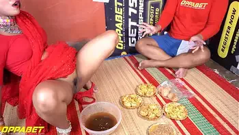 Indian Panipuri Pee Pissing XXX Video Clear in hindi voice