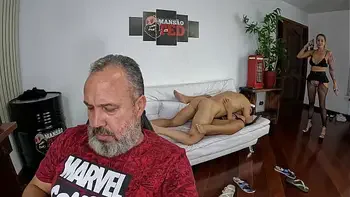 Grupo se junta para produzir e acaba tudo em diversão e putaria - Renata Sampaio - Julia Fontanelli