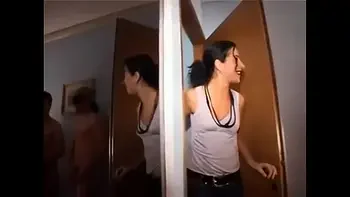 Como se llama / What´s her name?