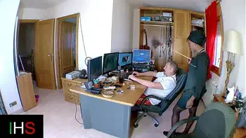 Black milf fucked in pussy and ass