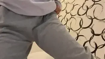 #白乳#可愛い女子◯生の性生活#1人えっち#寝巻き。3日ぶりにオナニーしたら気持ちよすぎました…。おちんちん挿れたいな。