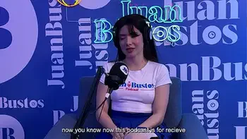 Soifiee Cooper, petite white girl addicted to threesomes, cums while telling her fantasies and Juan Bustos Podcast