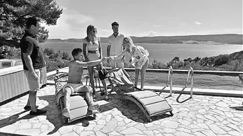 Tantalizing Tourists Chapter 2: Bi Blondes Candee Licious And Shalina Devine Initiate A DP Gangbang GP3198