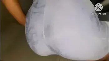 ESPOSA TRAINDO CORNO COM UM NEGÃO DOTADO NO MEIO DA RUA DEPOIS QUE ACABOU A GASOLINA ️ E O CORNO AINDA AGRADECEU AO COMEDOR