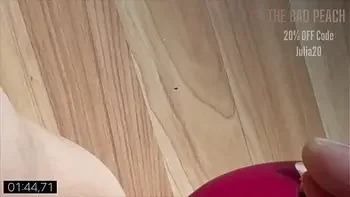 Eu juro por Deus que este brinquedo pequeno suga a minha alma.