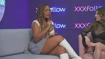 LATINA MILF Carla Morelli has HARD SEX with Maxx Betancur and almost gets out of control with interviewer Dani Ortiz - XXXfollow session #9