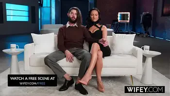 WIFEY BBC Crazy Hotwife Alyx Urie Loves To Put On A Show For Hubby