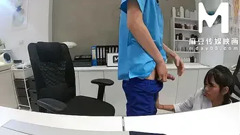 ModelMedia Asia - Defile the nurse's pure white uniform with semen