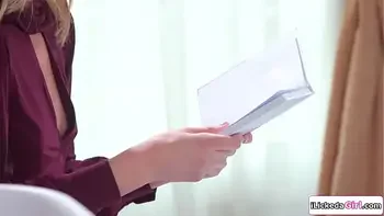 Blonde stepmom satisfying her petite brunette stepdaughter