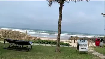 Don't pay attention to them - show everyone how you cum!