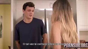 comparto a mi hijastro con mi puta amiga. sub español. ver completo en: pornsuborg