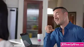 Big butt teen stepsister Scarlett Rosewood has a crush on stepbro