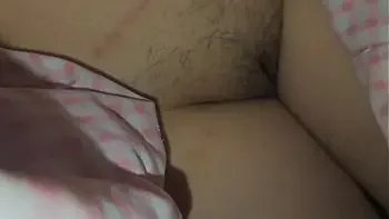 Xxx enteada virgem com buceta fofa me deixa tocá-la