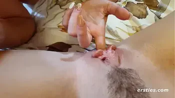 Ersties - Heiße Mädchen bringen sich gegenseitig zu geilen Orgasmen – meine Sammlung