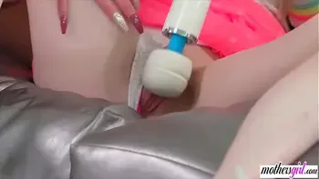 Horny stepmom squirts on her stepdaughters