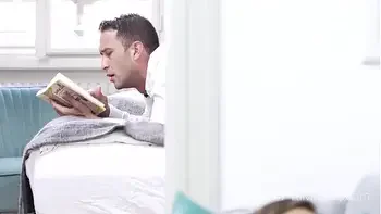 GIRLSRIMMING - Attention Whoring Sarah Sultry