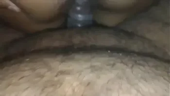 Estaba bien cachonda y fui follada después de la fiesta