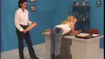 COED KATIE PADDLED HARD