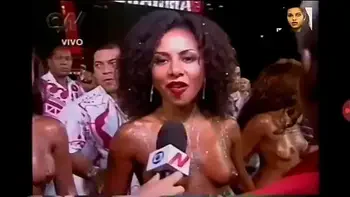 SEXY GIRLS NUDE AT BRAZILIAN CARNAVAL