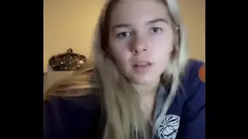 CHECK OUT THIS LIVE.ME HOE