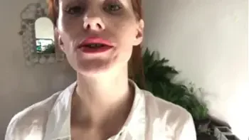 Under Poison Ivy's Spell