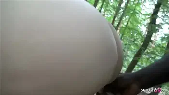 Berliner Strassen Nutte im Park von Schwarzen gefickt - German Interracial