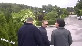 Lisa and her cuckold outdoor threesome