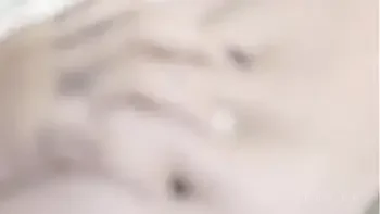 Morena Safada sentando na rola de manhã - FEVER