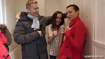 Aletta Black uses her ass to satisfy a guy