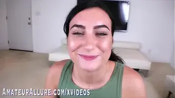 SIDNEY ALEXIS & SCARLETT MAE SUCK COCK