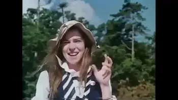 Skinny dipping stolen all clothes from woman and drive away. Robbed naked. ENF