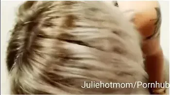 James Band And Julie Holly - Seance Photos Qui Devie En Creampie Pour La Belle