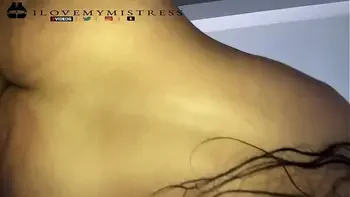 Gordinha Gostosa Abriu a Bundinha e Quicou Deliciosamente com o Cú FULL