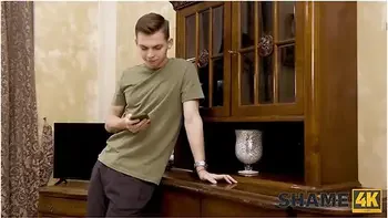 Tommy Gold - Stud Fucks Unshaved Vagina Of Stepmothers Horny Friend Angela Milf