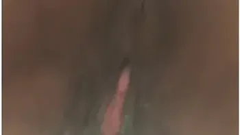 Ms. Hunnie Giving That Fat Ass The Finger!!!