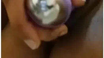 Huge Clit Pulsating Trynna Squirt For The First Time