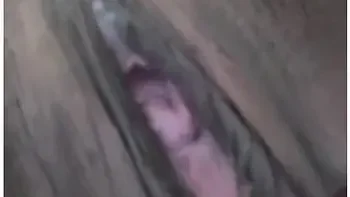 Uniqueen Peeing On The Bathroom