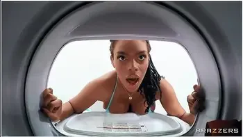 Halle Hayes And Van Wylde - Stacked Roommate With Benefits Gets Her 1st Taste Of